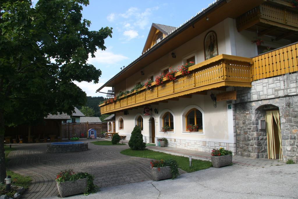 Guest House Kveder Шкоф'я-Лока Екстер'єр фото
