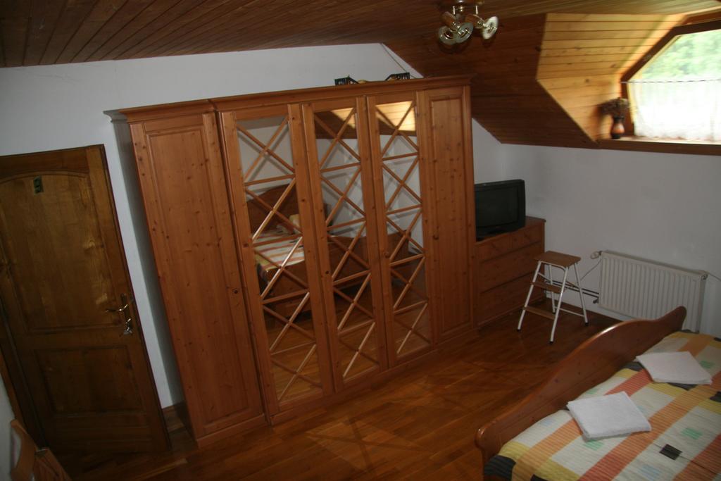 Guest House Kveder Шкоф'я-Лока Номер фото