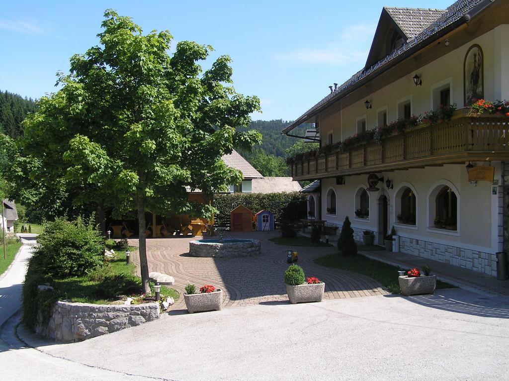 Guest House Kveder Шкоф'я-Лока Екстер'єр фото