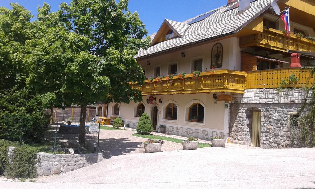 Guest House Kveder Шкоф'я-Лока Екстер'єр фото